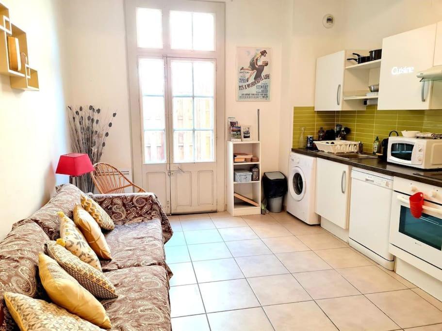 Appartement 4 Voyageurs Avec Terrasse - Wifi Carcassonne Buitenkant foto
